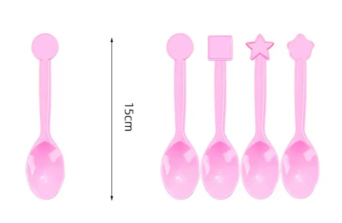 Peppa Pig Party Supplies | Complete Decoration Set for 10 or 20 Guests.